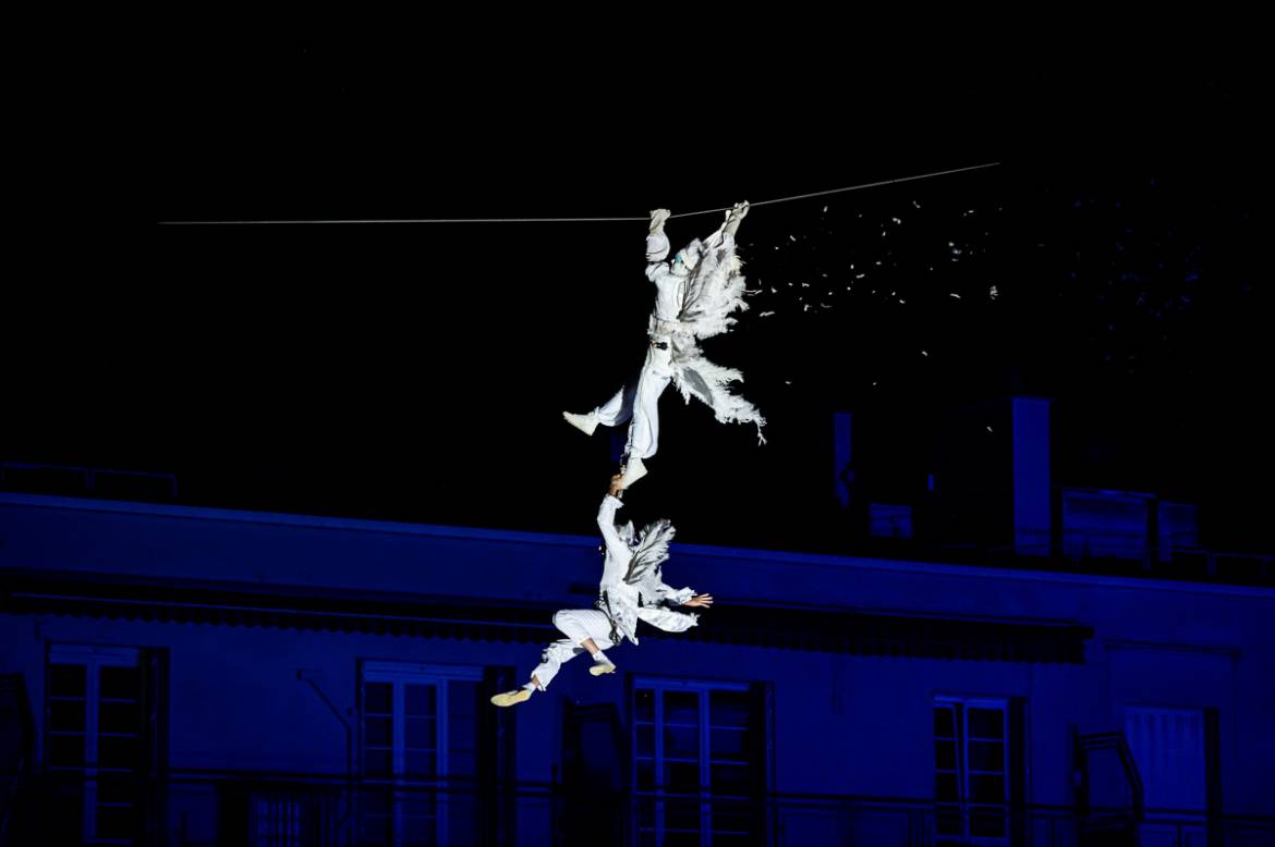 Compagnie gratte-Ciel, Place des anges sur la place Lazare-Goujon - (c) Alexandre Boissot